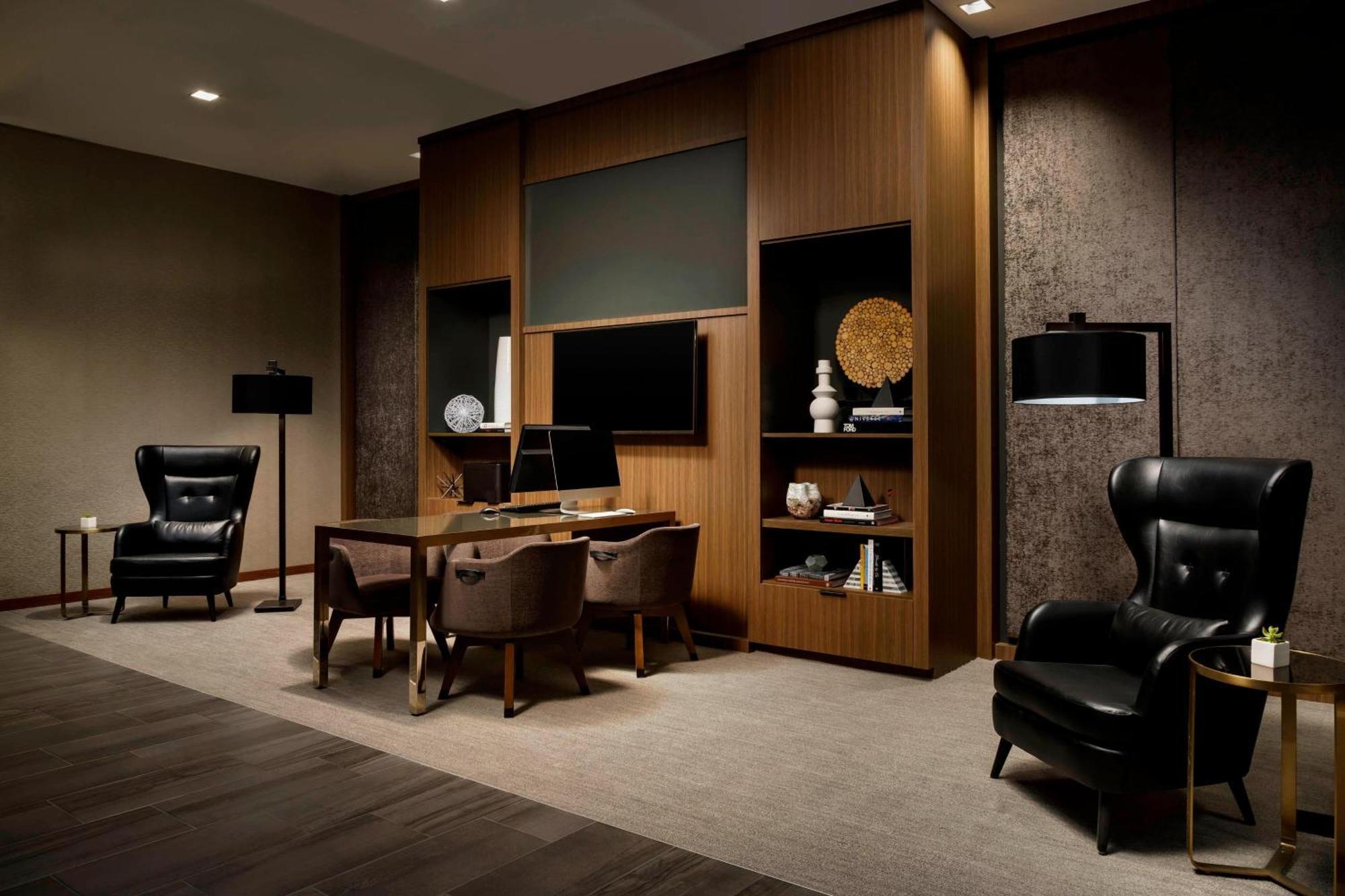 Ac Hotel By Marriott Chapel Hill Downtown Экстерьер фото